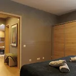 Center With Parking Apartment