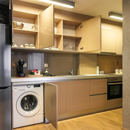 Apartment Center With Parking Plovdiv