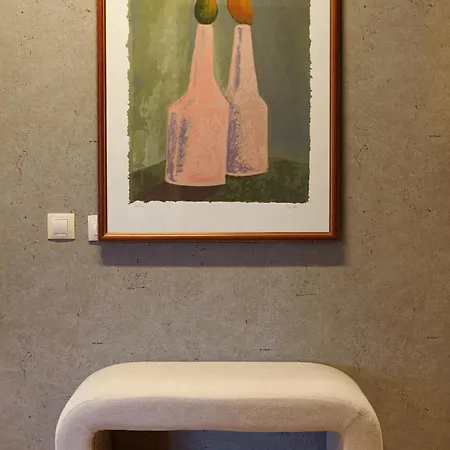 Center With Parking Apartman *