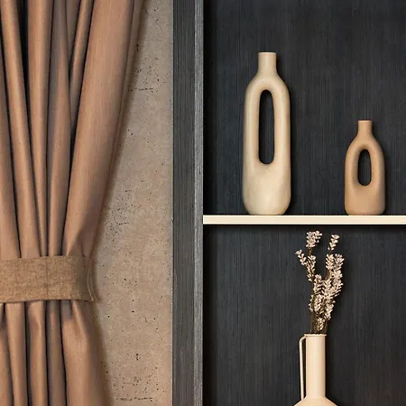 Center With Parking *