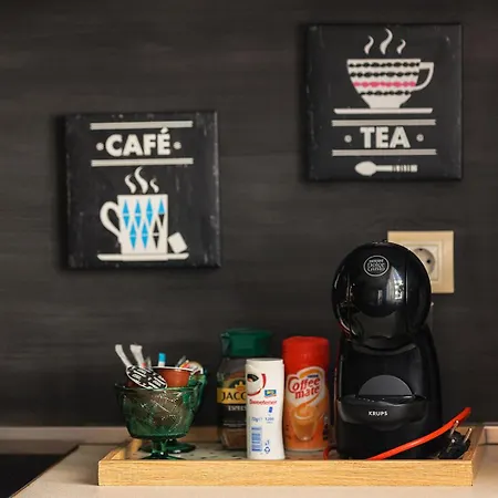 Center With Parking Apartment *