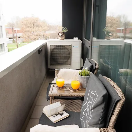 Center With Parking *