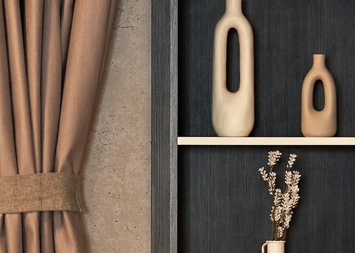 Center With Parking *