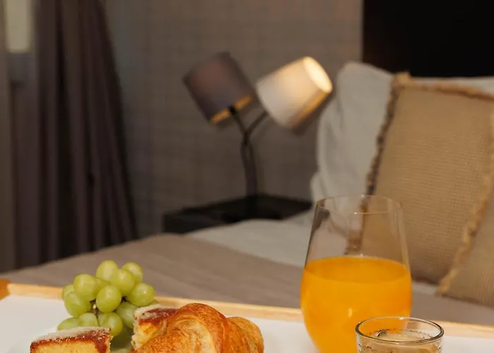 Center With Parking *